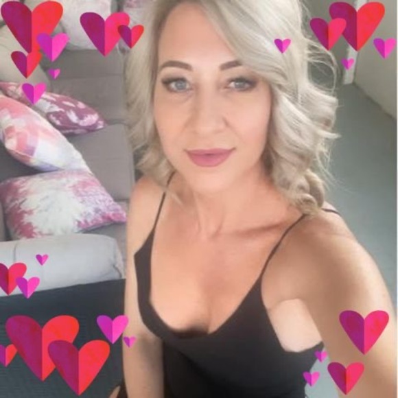 Meet your Posher, Joanne - Picture 1 of 1